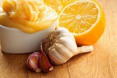 Имбирь чеснок лимон мед. Домашнее лекарство на основе меда, чеснока, имбирного корня и лимона от многих болезней