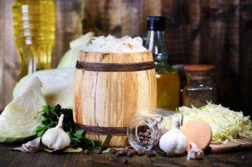 Квашеная капуста в трехлитровой банке без сахара. Классический рецепт квашеной капусты в собственном соку