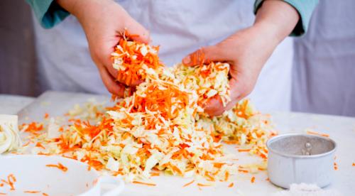 Квашеная капуста с клюквой в банке на 3 литра. Квашеная капуста с клюквой 15 Квашеная капуста с клюквой в банке на 3 литра. Квашеная капуста с клюквой 15