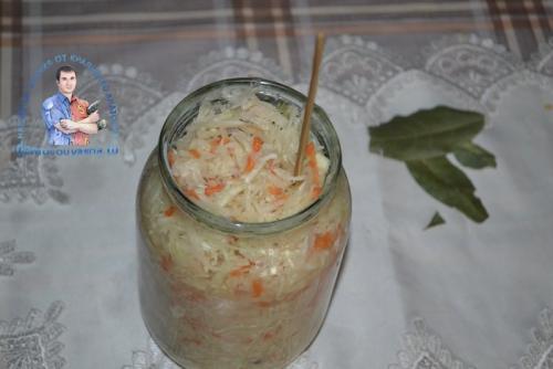 Квашеная капуста на 1 литровую банку. Вкусная квашеная капуста в банке. Рецепт наш семейный, проверенный годами