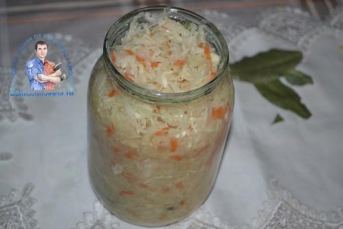 Квашеная капуста на 1 литровую банку. Вкусная квашеная капуста в банке. Рецепт наш семейный, проверенный годами