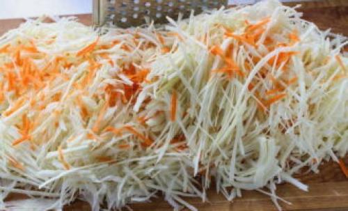 Капуста квашеная на 3-литровую банку. Капуста квашеная в рассоле в банке — 5 рецептов хрустящей и сочной капусты