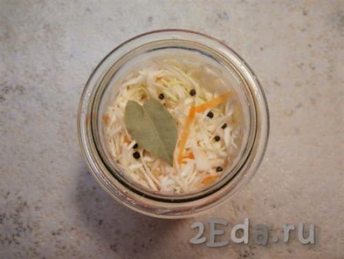 Квашеная капуста с солью и сахаром. Ингредиенты 03