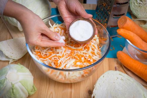 Как солить краснокочанную капусту на зиму: простой рецепт 20 Как солить краснокочанную капусту на зиму: простой рецепт 20