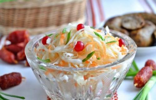 Пять рецептов квашеной капусты на зиму. Классический рецепт квашеной капусты 04 Пять рецептов квашеной капусты на зиму. Классический рецепт квашеной капусты 04