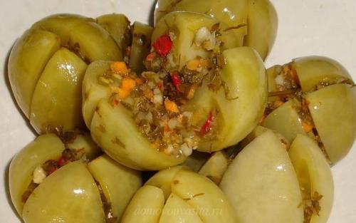 Засолка зеленых помидор с хреном. Соленые зеленые помидоры в кастрюле, как бочковые