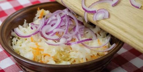 Квашеная капуста на 3 литровую банку хрустящая и вкусная. Квашеная капуста на зиму в банках — 10 рецептов хрустящей и сочной капусты