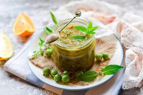 Что нужно для приготовления варенья из крыжовника с апельсином на зиму. Крыжовник с апельсином на зиму: 20 простых рецептов