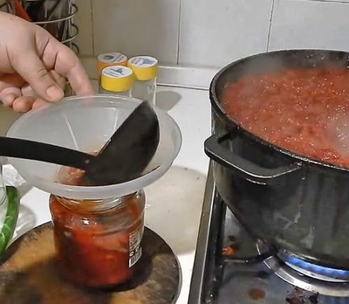 Борщевая заправка с фасолью и томатной пастой. Борщевая заправка на зиму в банках – 6 очень вкусных рецептов заправки для борща