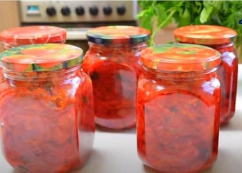 Борщ на зиму с капустой и помидорами. Борщ на зиму с капустой в банках — лучшие рецепты