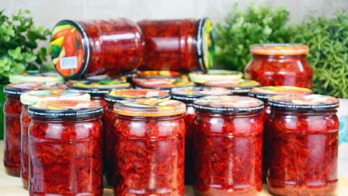 Борщевая заправка на зиму с капустой без помидор. Борщевая заправка на зиму. Рецепты с капустой, свеклой, морковью, помидорами