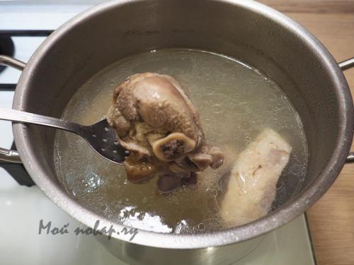 Как варить борщ с борщевой заправкой. Как сварить борщ с заправкой для борща