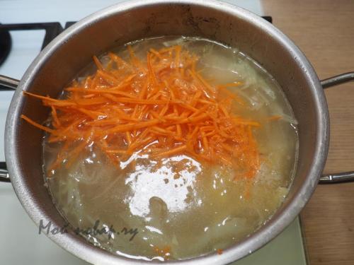 Как варить борщ с борщевой заправкой. Как сварить борщ с заправкой для борща