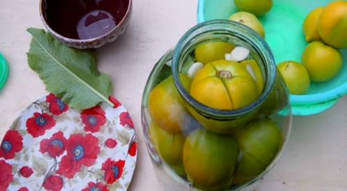 Помидоры на зиму холодным способом без уксуса. Очень вкусные соленые помидоры на зиму в банках без уксуса