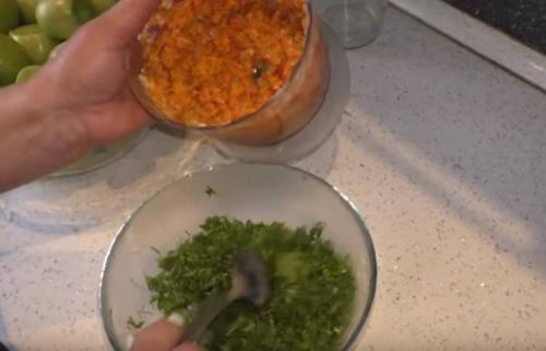 Маринованные зеленые помидоры целиком. Зеленые помидоры на зиму в банках — 8 вкусных простых рецептов