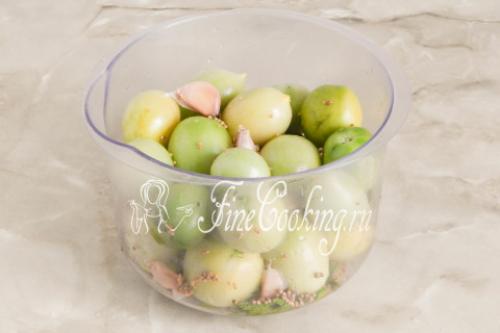 Соленые зеленые помидоры, как бочковые в кастрюле. Популярные рецепты соленых зеленых помидоров в кастрюле «как бочковые» 17