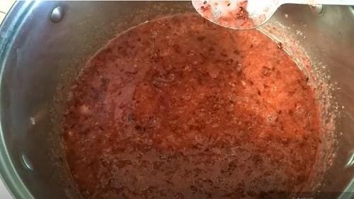 Клюква протертая с сахаром без варки на зиму. Клюква с сахаром на зиму — рецепты перетертой ягоды, без варки, с варкой