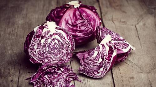 Как консервировать краснокочанную капусту. Самые вкусные рецепты маринованной краснокочанной капусты на зиму