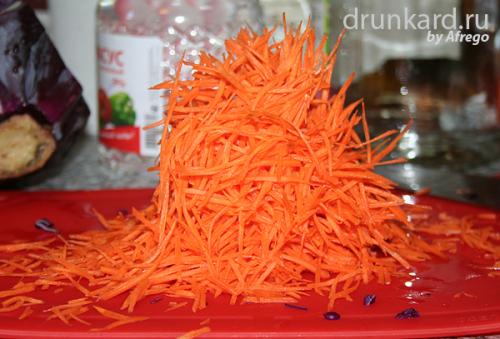 Маринованная краснокочанная капуста с морковью и чесноком