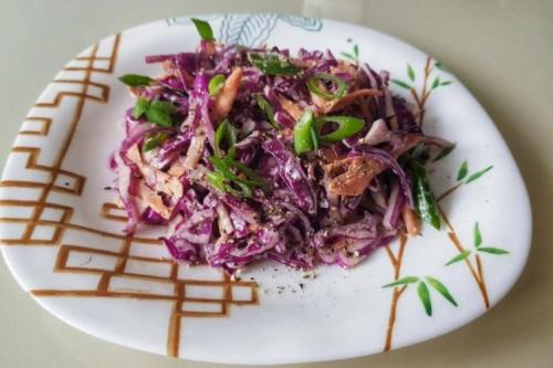 Салат из красной капусты маринованный. 20 ярких салатов из краснокочанной капусты