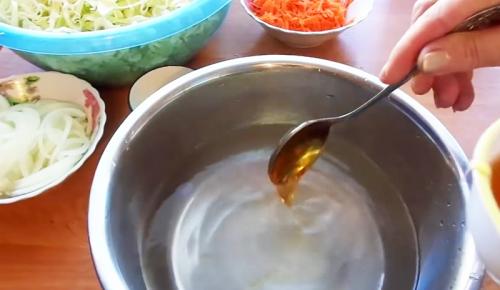 Квашеная капуста за 3 часа. Вкусная квашеная капуста с уксусом — хрустящая и сочная