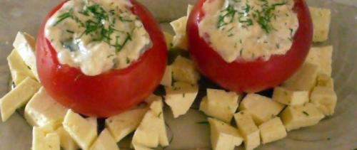 Как подавать помидоры фаршированные укропом и чесноком. Помидоры, фаршированные сыром и чесноком