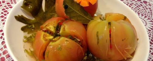 Какие ингредиенты необходимы для приготовления маринованных зеленых помидоров фаршированных. Фаршированные зеленые помидоры на зиму