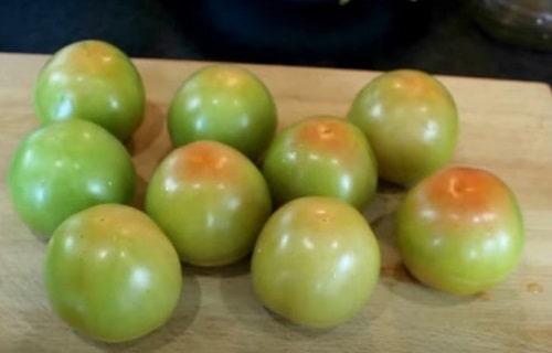 Зеленые помидоры по-грузински на зиму – лучшие рецепты