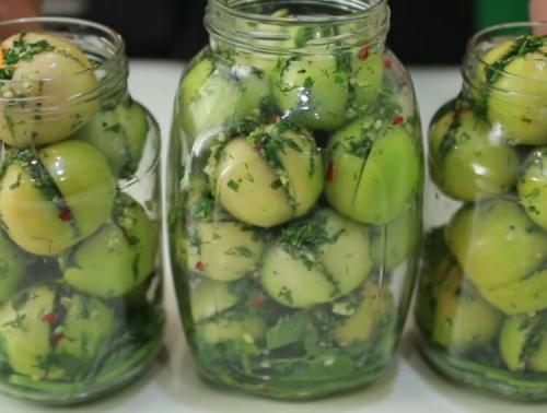 Зеленые фаршированные помидоры на зиму в банках. Зеленые помидоры фаршированные чесноком на зиму 02 Зеленые фаршированные помидоры на зиму в банках. Зеленые помидоры фаршированные чесноком на зиму 02