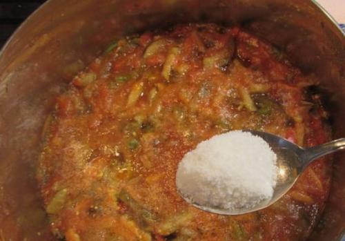 Лечо из баклажан помидор и перца на зиму. Лечо из перца, помидоров и баклажанов на зиму