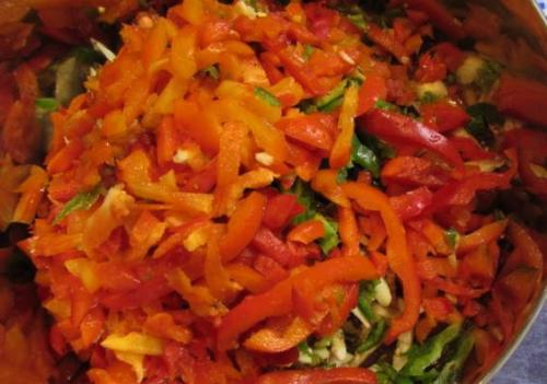 Лечо из баклажан помидор и перца на зиму. Лечо из перца, помидоров и баклажанов на зиму