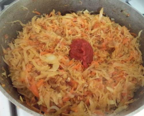 Тушеная капуста с яблочным уксусом. Классический вариант тушёной капусты, как в советской столовой