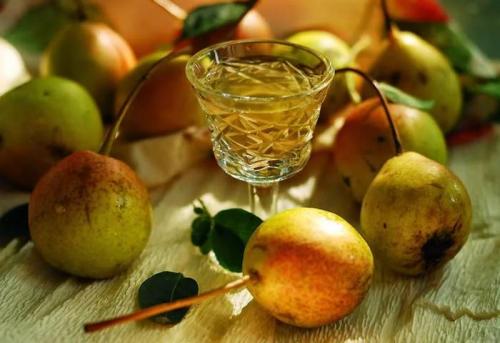 Настойка из диких груш. Наливка из груши   – 6 простых домашних рецептов