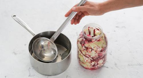 Соленая капуста со свеклой кусочками. Маринованная капуста со свеклой 04 Соленая капуста со свеклой кусочками. Маринованная капуста со свеклой 04