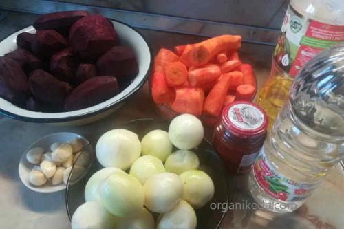 Борщ на зиму из свеклы без капусты. Борщевая заправка на зиму без капусты: рецепт пальчики оближешь