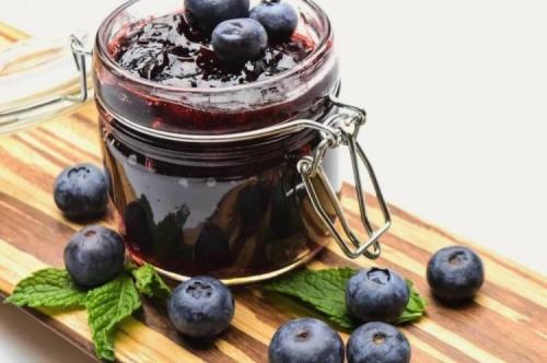 Можно ли добавить другие фрукты в черничное желе для большего вкуса. 15 рецептов желе из черники, которые порадуют своим вкусом