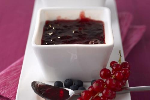 Какие полезные свойства черники сохраняются в желе-пятиминутка. 12 лучших рецептов варенья-пятиминутки из черники