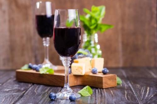 Какие полезные свойства черники сохраняются в желе-пятиминутка. 12 лучших рецептов варенья-пятиминутки из черники