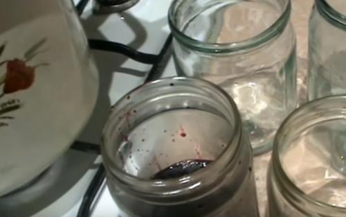 Какие ингредиенты необходимы для приготовления варенья из черники в виде желе. Желеобразное варенье из черники 5 минутка (простой и вкусный рецепт)