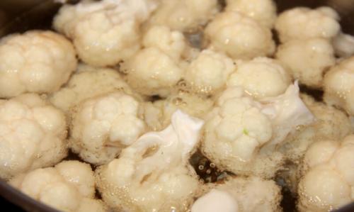 Маринованная цветная капуста на зиму по-корейски. Цветная капуста по-корейски в домашних условиях с болгарским перцем