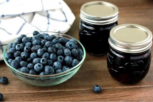 Сколько можно хранить заготовки из черники. 8 простых рецептов черники в собственном соку на зиму