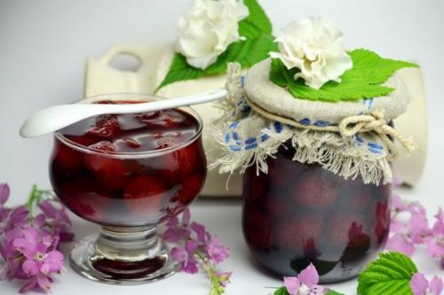 Сколько можно хранить заготовки из черники. 8 простых рецептов черники в собственном соку на зиму