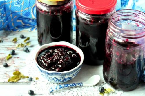 Заготовки на зиму с черникой. 20 легких рецептов черники с сахаром на зиму без варки