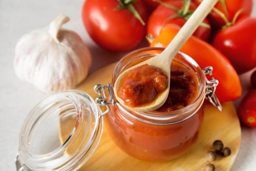 Лечо из болгарского перца с томатным соком на зиму: простой и вкусный рецепт 02