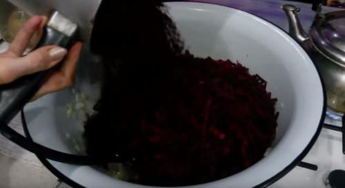 Заготовки для борща с капустой на зиму. Как приготовить борщ на зиму в банках