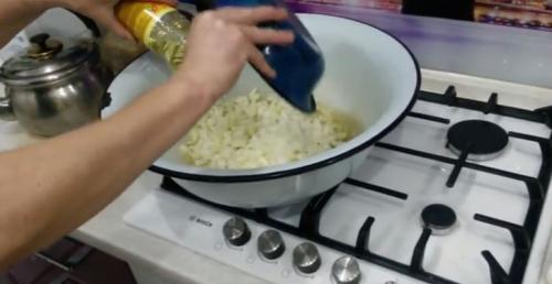 Заготовки для борща с капустой на зиму. Как приготовить борщ на зиму в банках