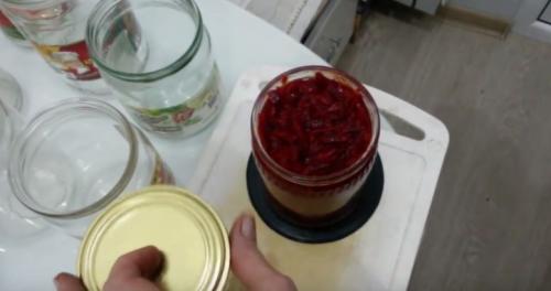 Заготовки для борща с капустой на зиму. Как приготовить борщ на зиму в банках