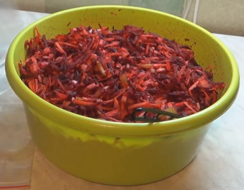 Свекла на зиму для борща с томатной пастой. Борщевая заправка на зиму в банках – 6 очень вкусных рецептов заправки для борща