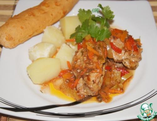 Перец в томатном соусе на зиму. Перец в томатном соусе с овощами