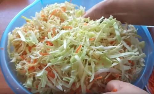 Капуста квашеная с уксусом и сахаром. Быстрая и вкусная капуста, маринованная горячим рассолом с уксусом